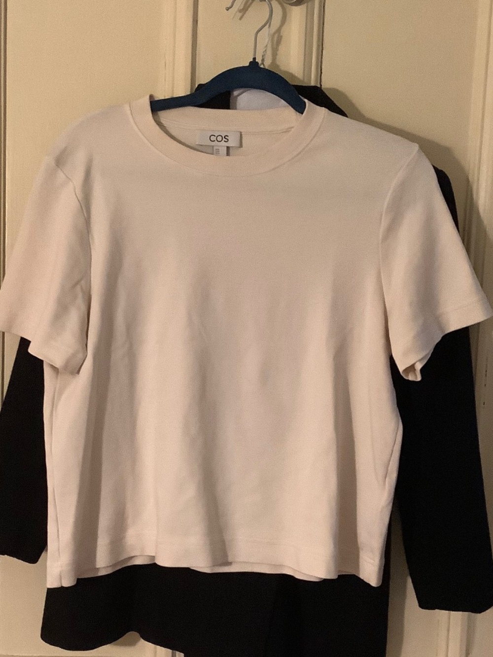 COS Clean Cut T-shirt Cream M